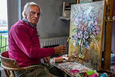 Marcel Leruth chez lui avec vue sur son jardin le long de la Promenade